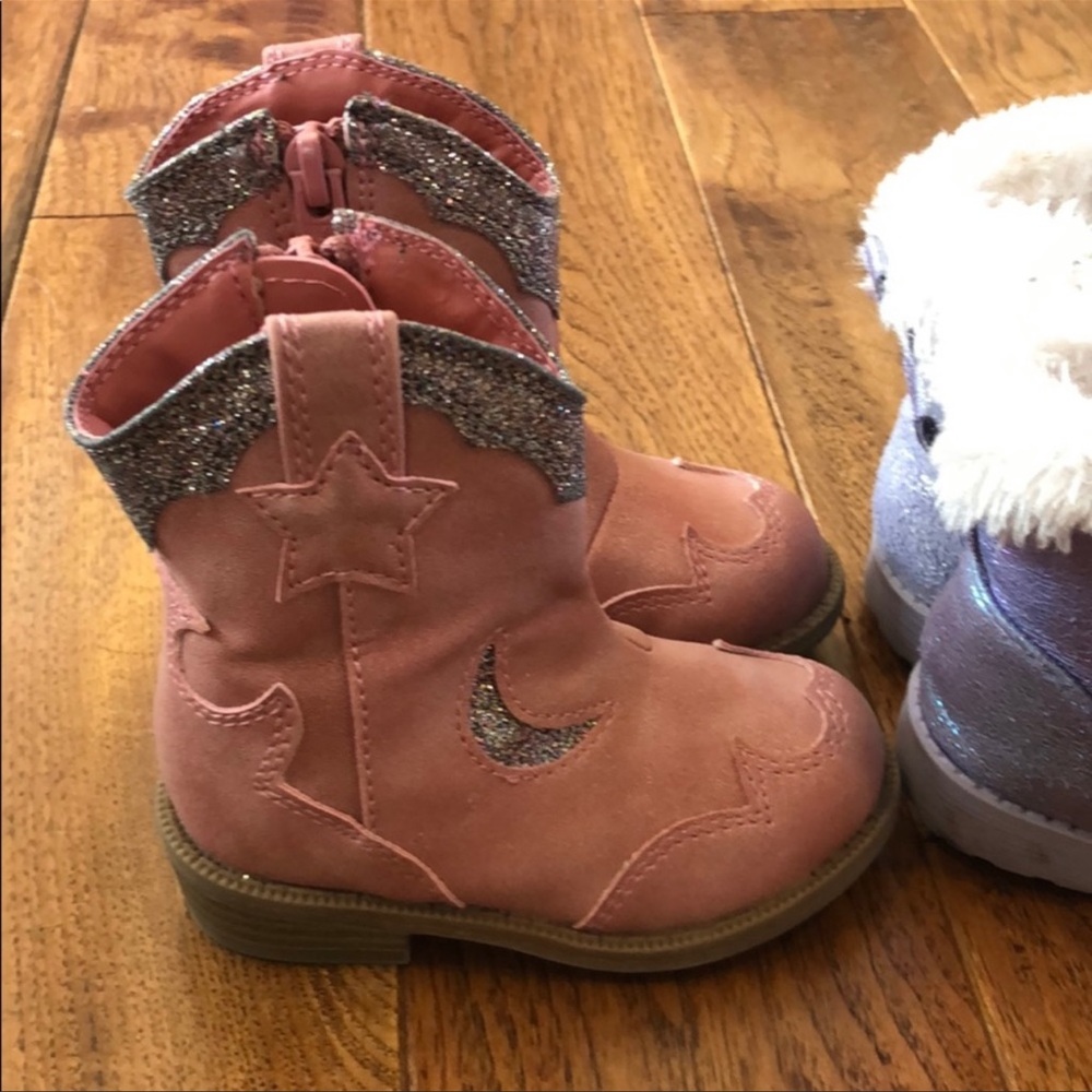 Toddler boots size 4
